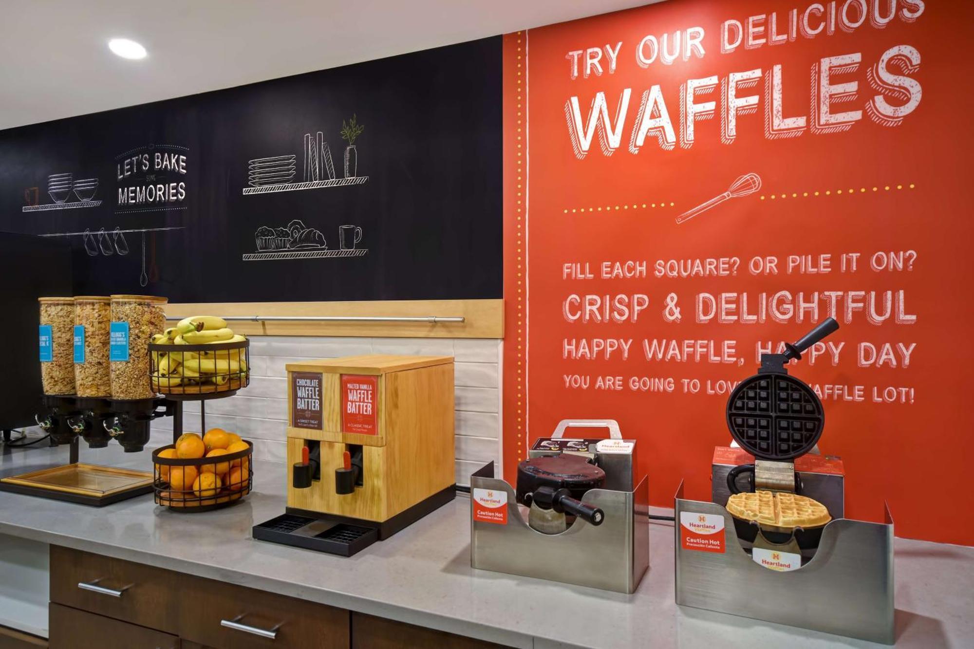 Hampton Inn Potomac Mills Вудбридж Экстерьер фото